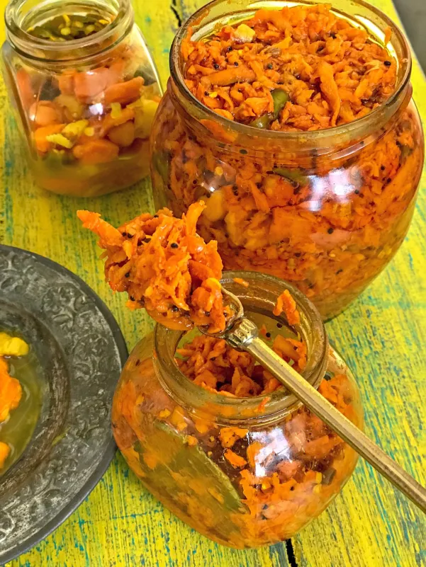 Turmeric Pickle (Kachi Haldi ka Achar)